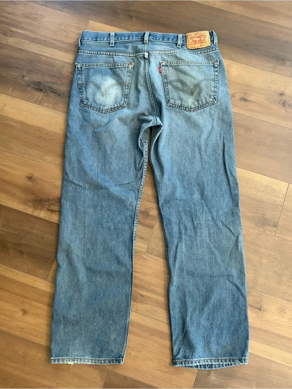 Vintage Y2K Levi’s 505 Regular Fit Faded Distressed Denim Blue Jeans Mens 38x32